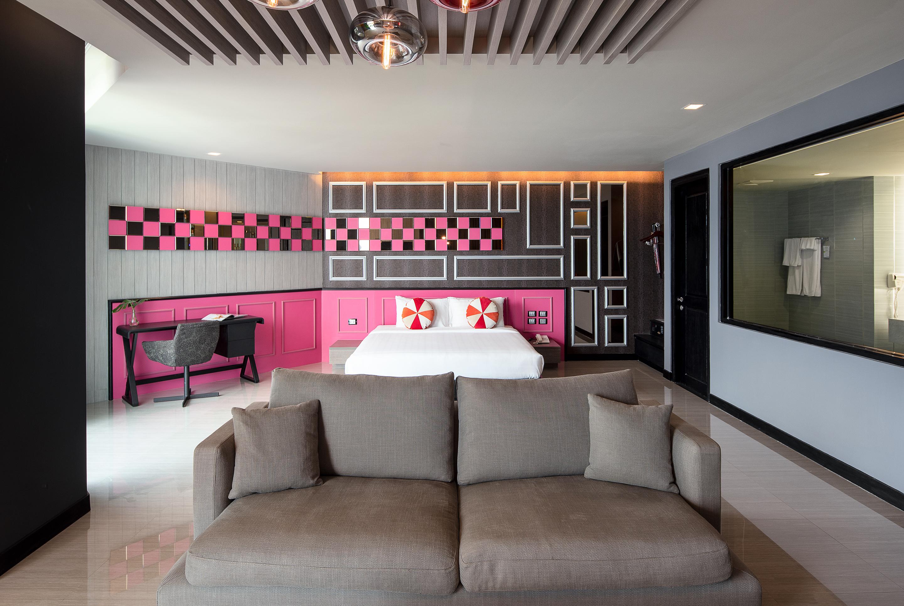 Tsix5 Phenomenal Hotel Pattaya Exterior foto
