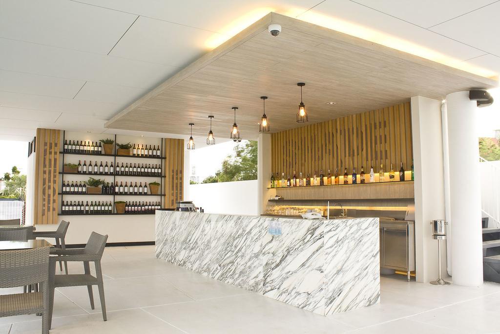 Tsix5 Phenomenal Hotel Pattaya Exterior foto